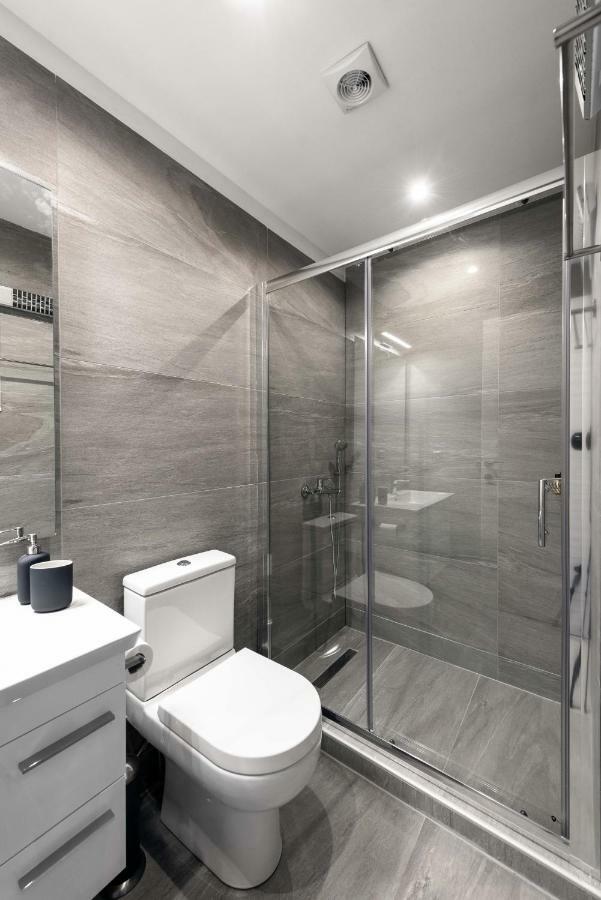 M&F Luxury Suites M Suite سالونيك المظهر الخارجي الصورة